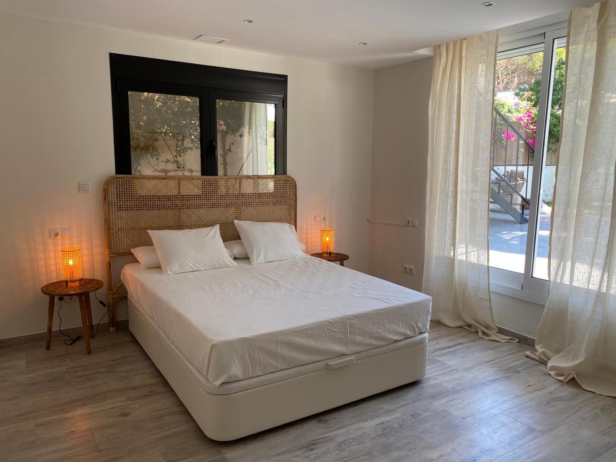 Casa Bahari Near The With Pool, Bbq, And Lounge Villa Marbella